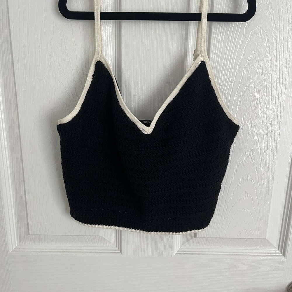 Abercrombie & Fitch Black and White Fitted Crop Camisole